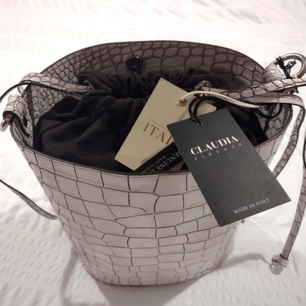 Claudia Firenze Bucket Bag